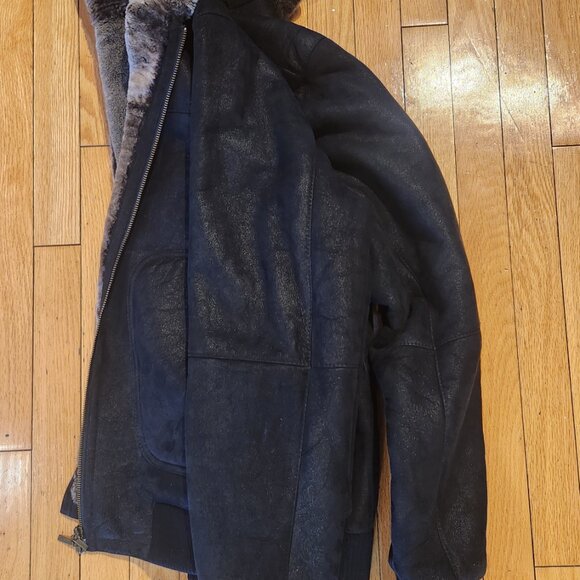 Sheepskin Jacket - Picture 2 of 9